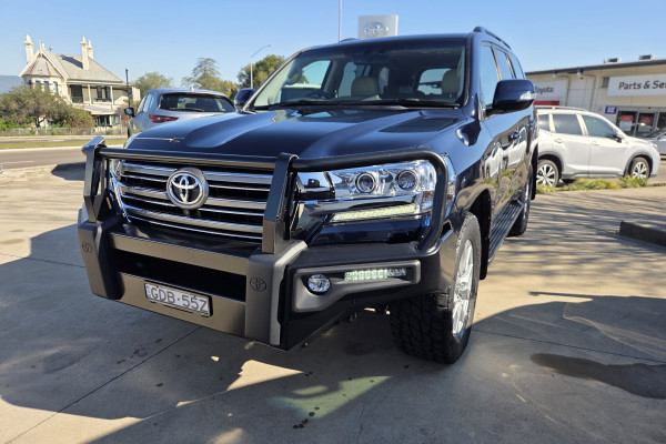 2019 Toyota LandCruiser VDJ200R VX SUV Image 30