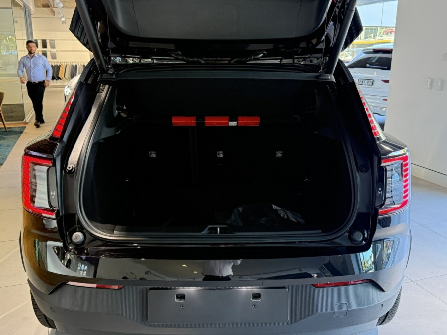 2025 MY26 Volvo EX30  Single Motor Extended Range Plus SUV Image 11