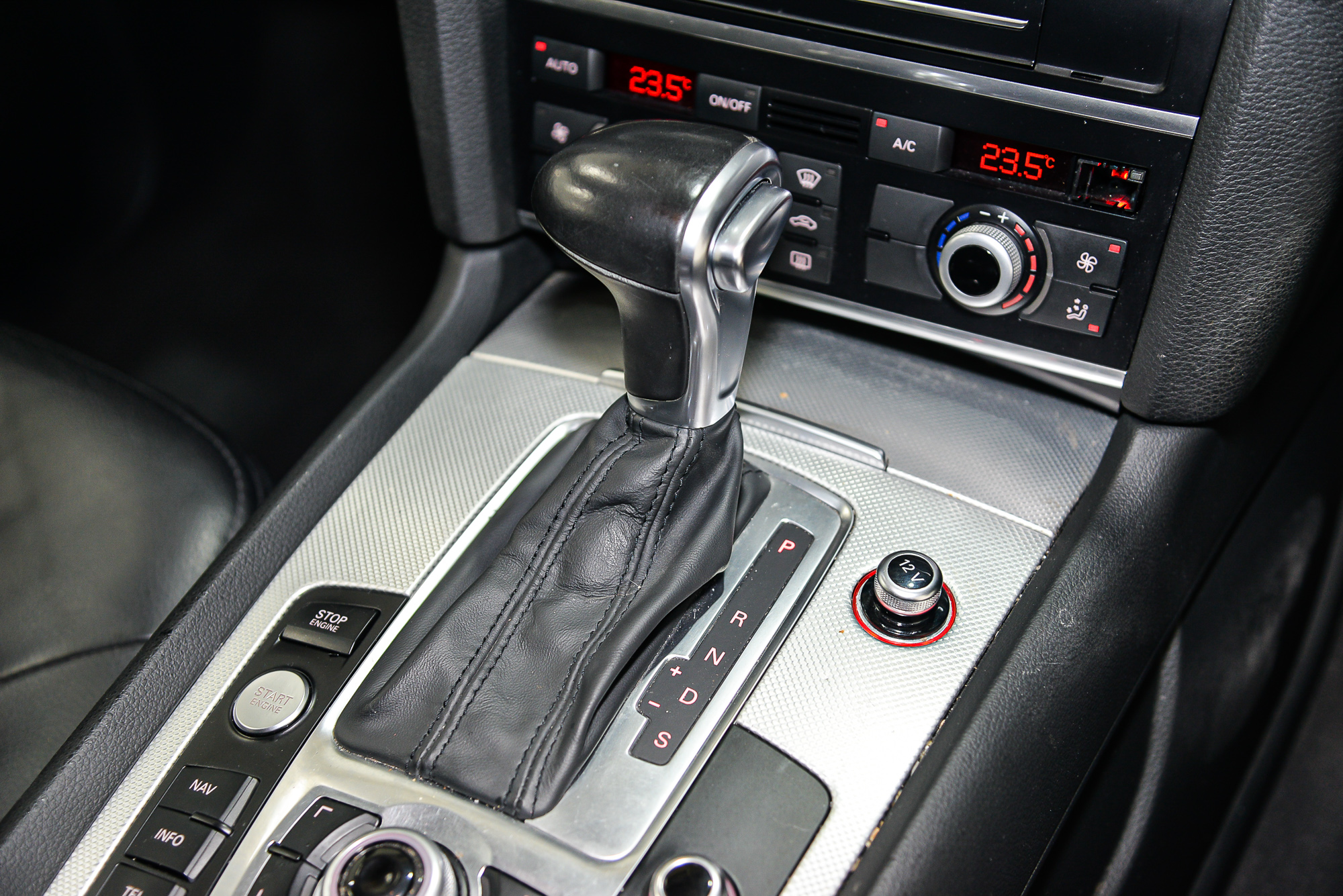 2015 Audi Q7 Audi Q7 3.0 Tdi Quattro Auto 3.0 Tdi Quattro SUV Image 17
