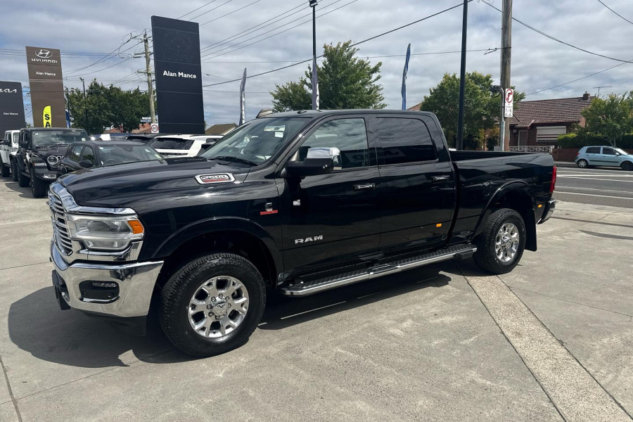 2022 Ram 2500 DJ Laramie Ute