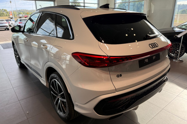 2025 Audi Q5 FY SUV Image 6