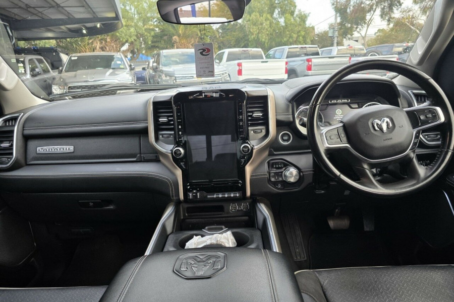 2022 Ram 1500 DT Laramie Ute Image 11