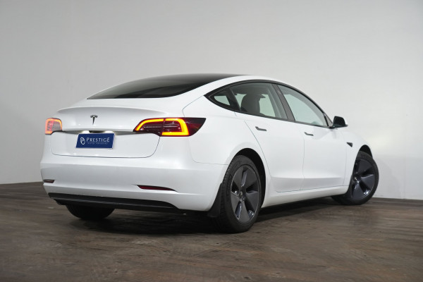 2022 Tesla Model 3  Rear-Wheel Drive Sedan image 7