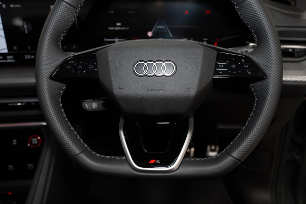 2025 Audi SQ5 GU  SUV image 11