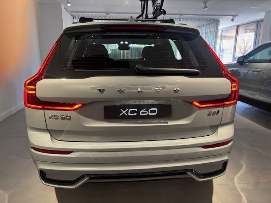 2026 Volvo XC60 UZ Ultra B5 Dark SUV Image 6