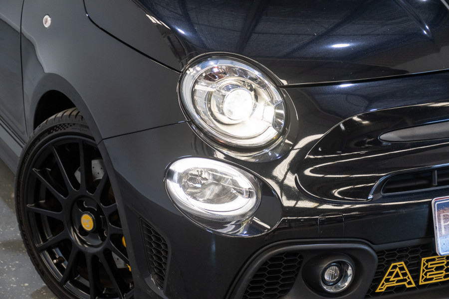2023 Abarth 695 Competizione Hatch Image 2