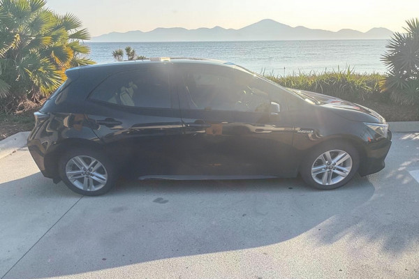 2018 Toyota Corolla ZWE211R Ascent Sport Hybrid Hatch Image 2