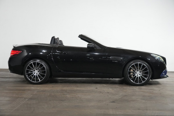 2018 Mercedes-Benz Slc 43 Convertible Image 4