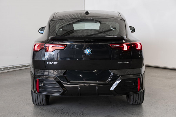 2024 BMW iX2 U10 eDrive20 M Sport SUV image 5