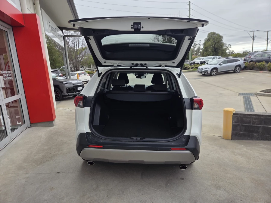 2021 Toyota RAV4 AXAH52R GXL SUV Image 8