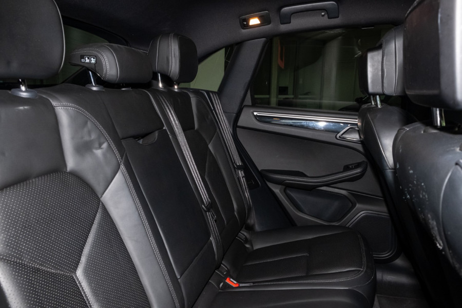 2016 MY17 Porsche Macan 95B S SUV Image 9