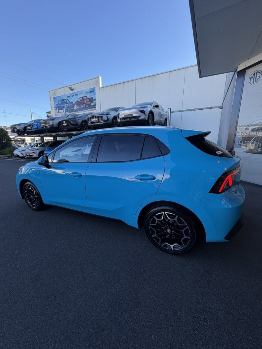 2026 MG MG4 EV Urban AH4E Essence 43 Hatch Image 9