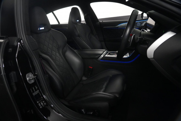 2021 BMW M8 Competition Coupe Image 39