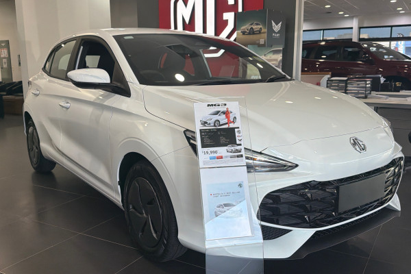 2025 MY25.5 MG MG3 ZP22 Vibe Hatch