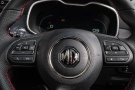 2024 MG ZST  Essence SUV