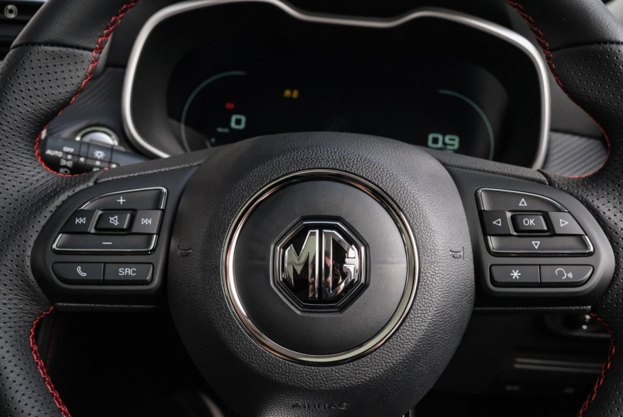 2024 MG ZST  Essence SUV Image 12