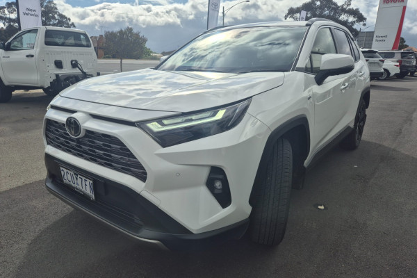 2025 Toyota RAV4 AXAH54R Cruiser SUV Image 5