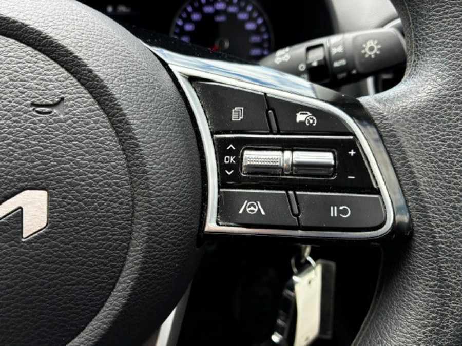 2023 MY24 Kia Cerato BD S Hatch Image 22