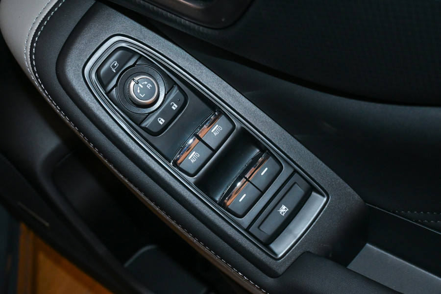 2024 Subaru Forester S5 2.5i-S SUV Image 10