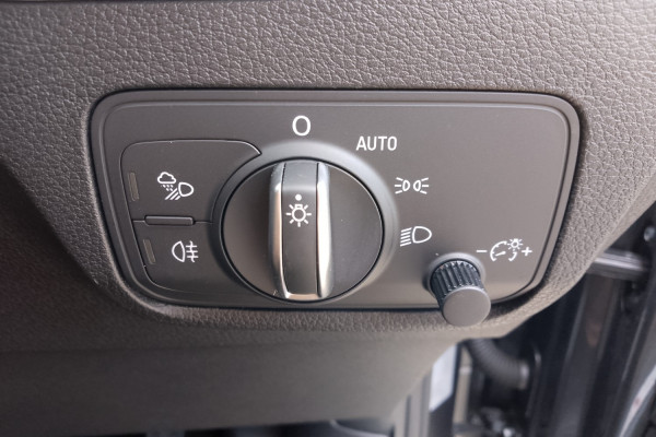 2024 Audi Q2 GA 40 TFSI S line SUV Image 24