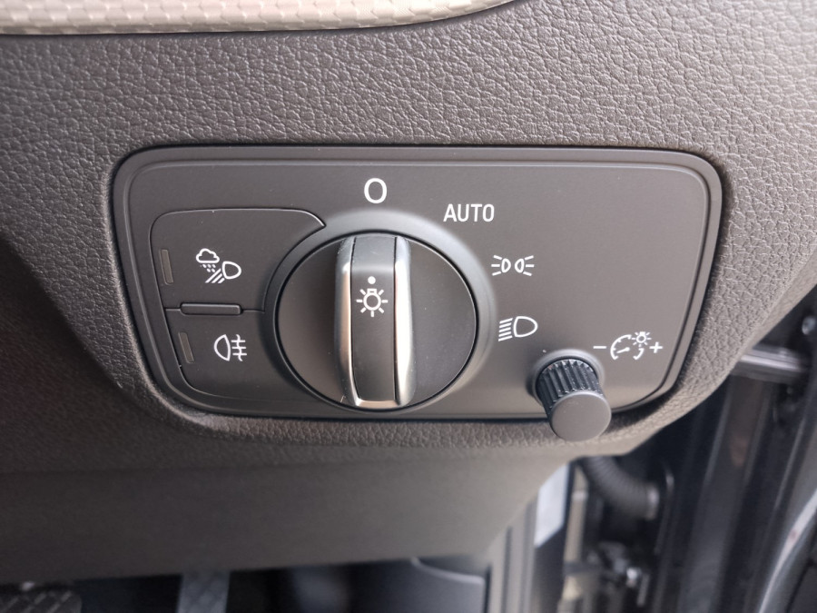 2024 Audi Q2 GA 40 TFSI S line SUV Image 24
