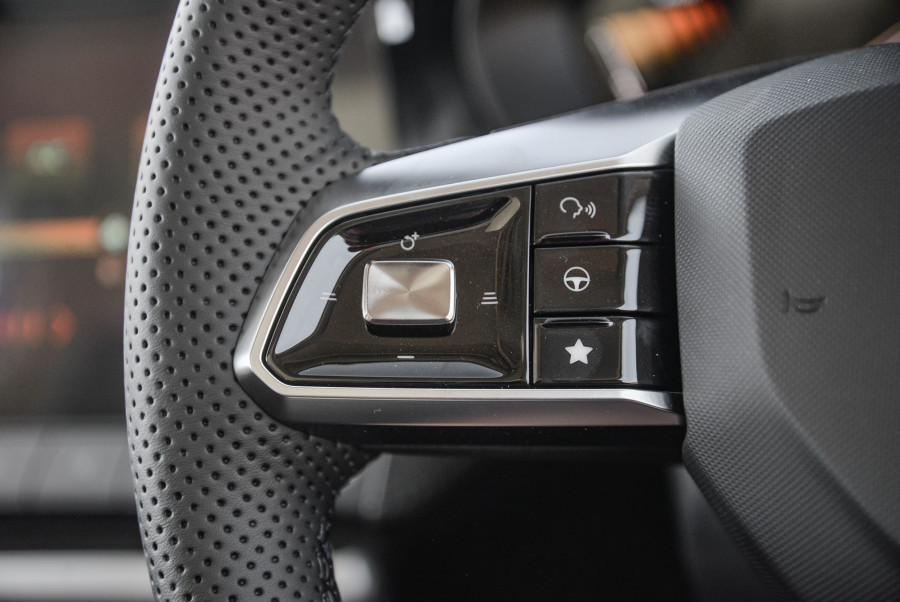 2025 MG ZS ZS32 Essence SUV Image 8
