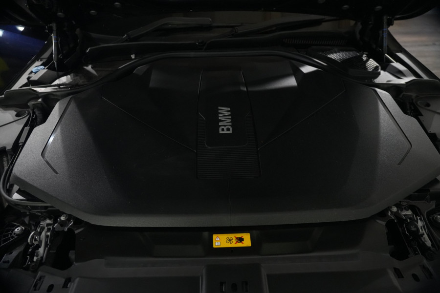 2025 BMW i5 eDrive40 M Sport Sedan
