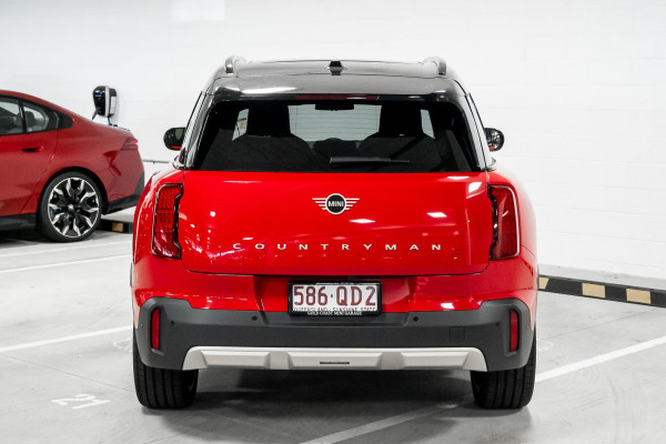 2026 MINI Countryman U25 S Favoured SUV image 4