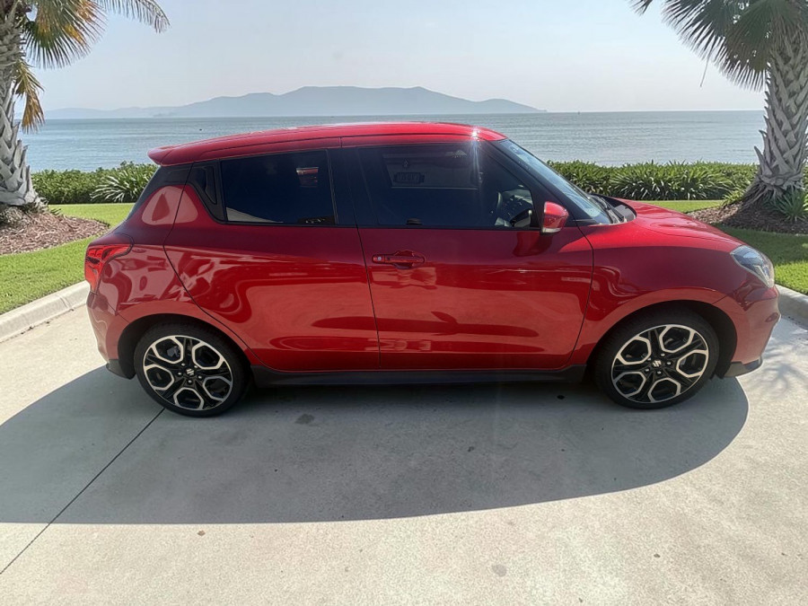 2022 Suzuki Swift AZ Series II Sport Hatch Image 2