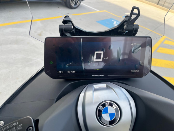 2026 BMW C 400 GT ion C 400 image 9