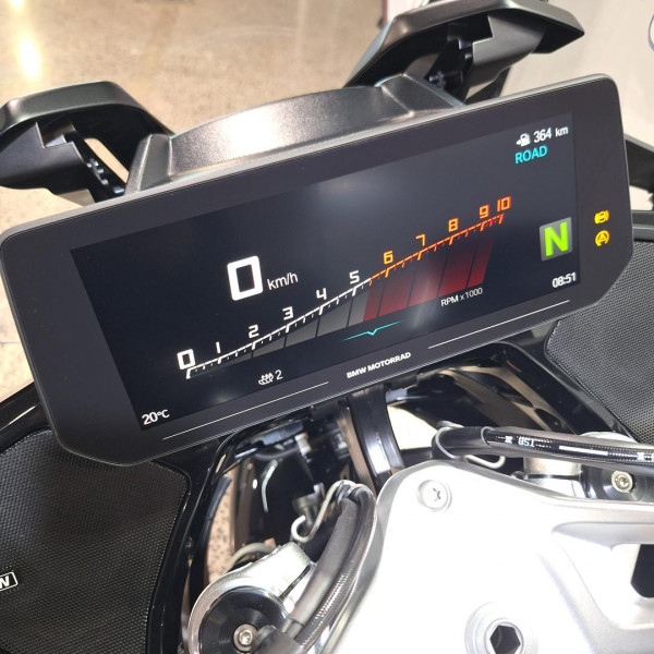 2026 BMW R 1300 RT Triple Black R 1300 image 7