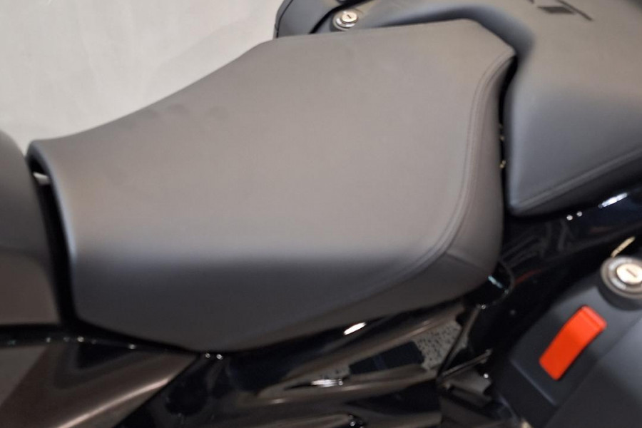 2026 BMW R 1300 RT Triple Black R 1300