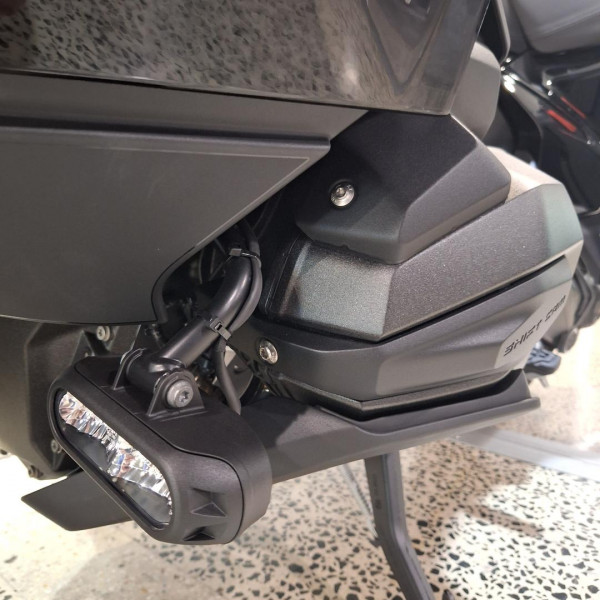 2026 BMW R 1300 RT Triple Black R 1300 image 28