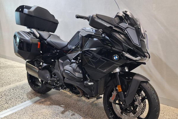 BMW R 1300 RT Triple Black R 1300