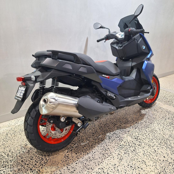 2025 BMW C 400 X ion C 400 image 6