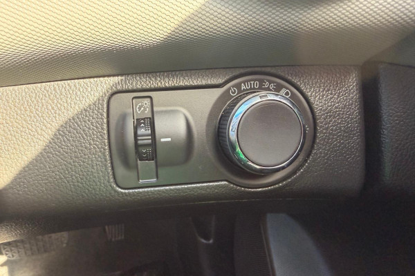 2013 Holden Barina TM CD Hatch Image 24