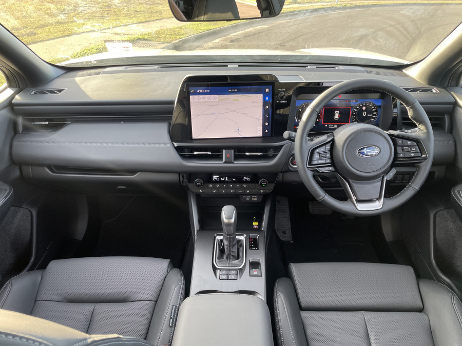 2026 Subaru Outback  7GEN AWD Touring SUV Image 11