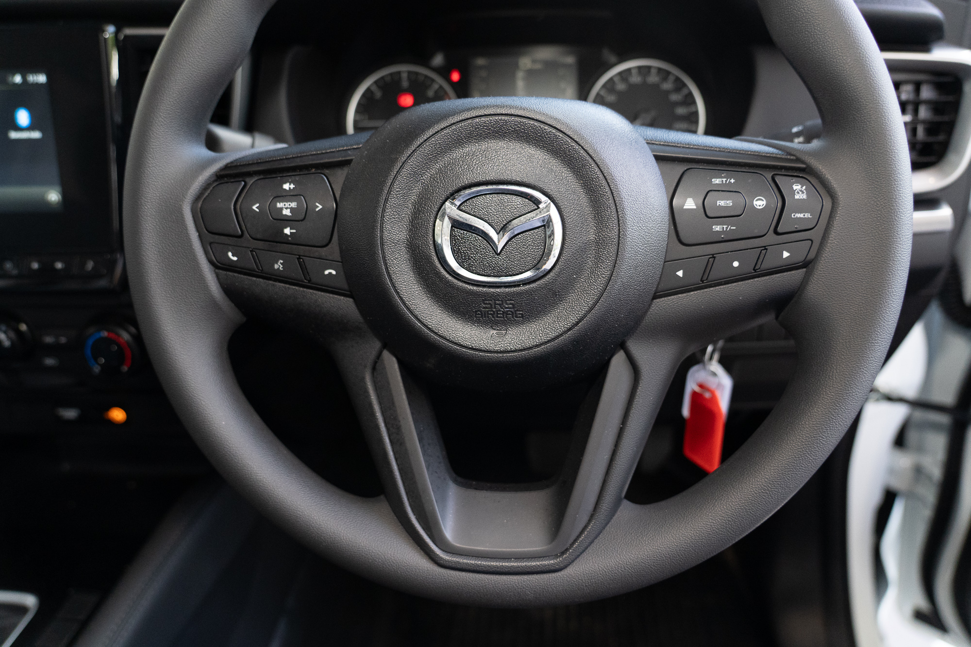 2024 Mazda BT-50 TF XT Cab Chassis Image 11