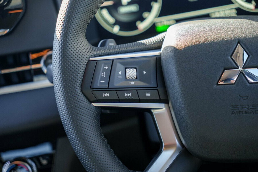 2024 Mitsubishi Outlander ZM PHEV Aspire SUV Image 13