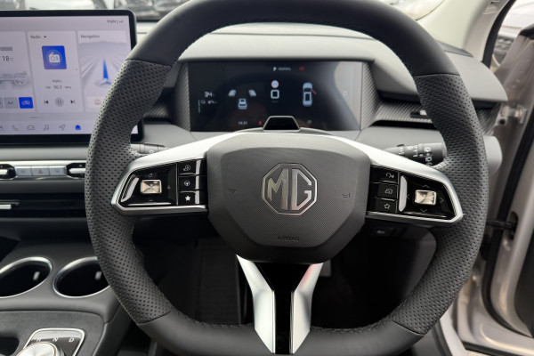 2025 MG MGS5 EV ZS3EM Essence 49 SUV Image 15