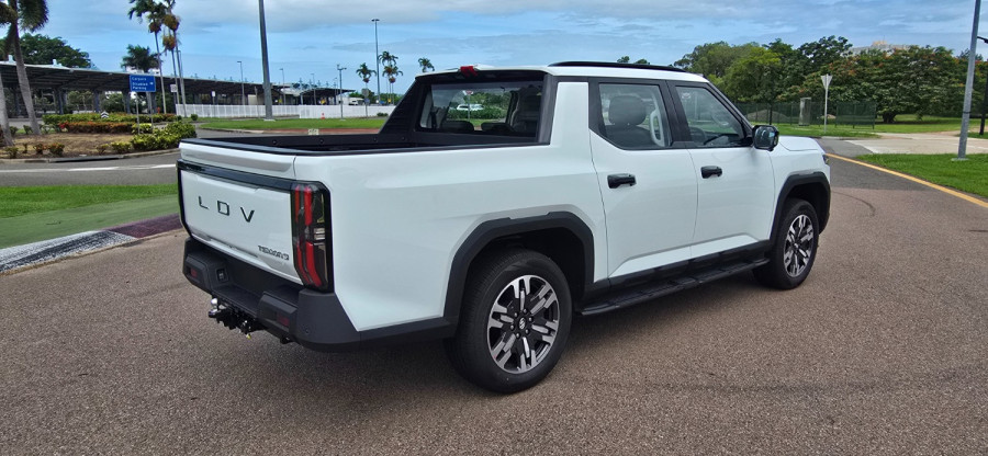 2025 LDV Terron 9 EKK1C Evolve Ute Image 15