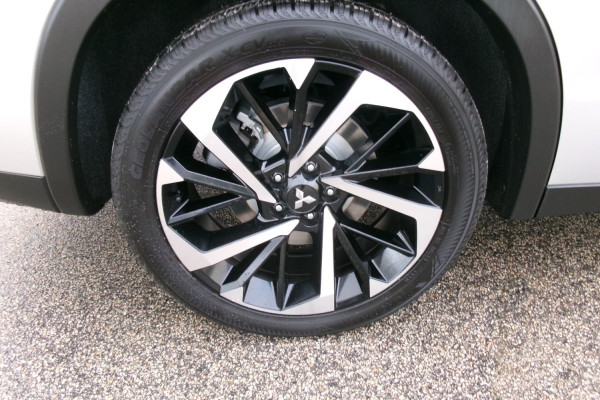 2023 Mitsubishi Outlander ZM Aspire SUV Image 11