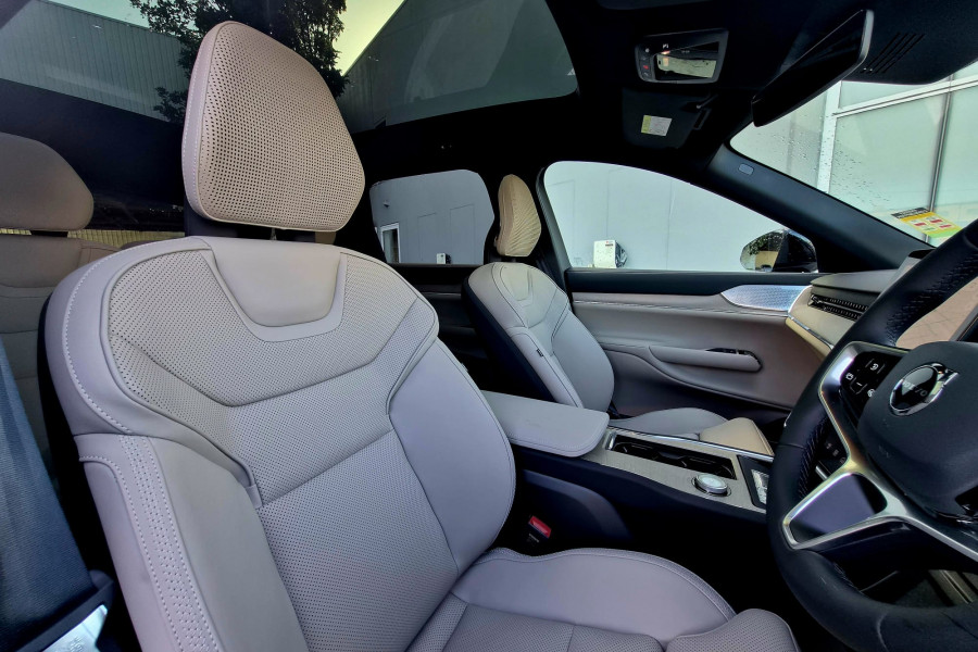 2025 Volvo EX90  Plus Twin Motor SUV