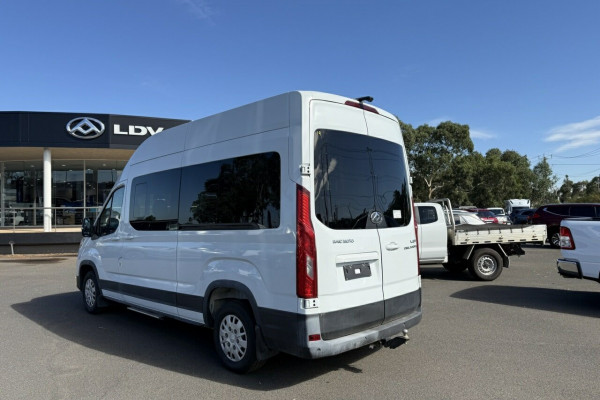 2021 LDV Deliver 9  Bus