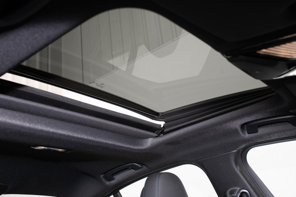 2026 BMW 3 Series G20 LCI II 330i M Sport Sedan image 11