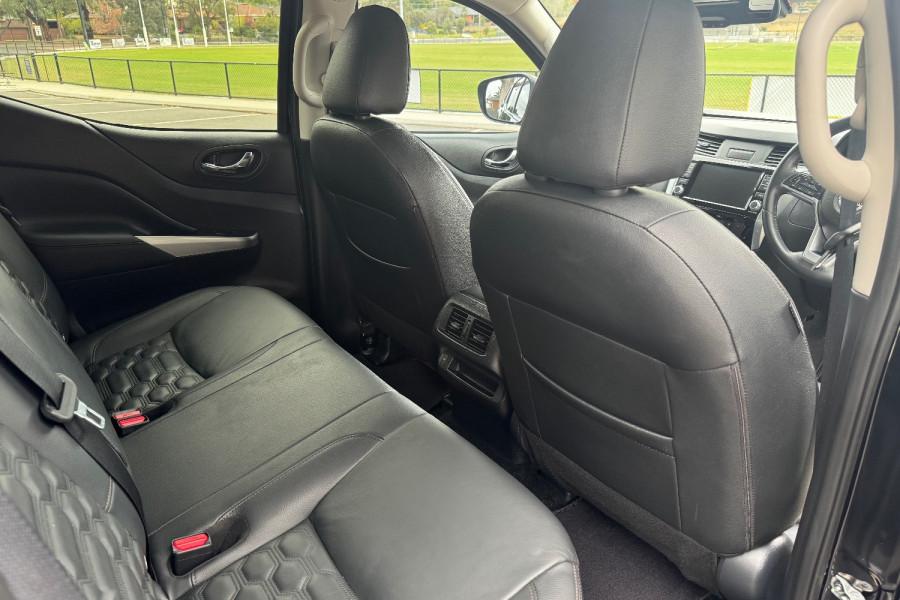 2021 Nissan Navara D23 ST-X Ute Image 14