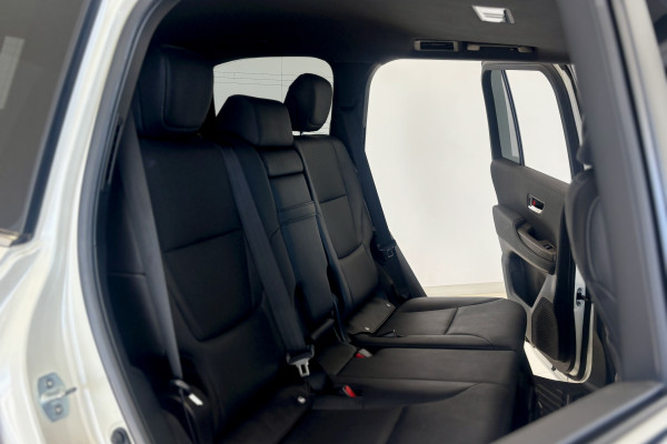2022 Toyota LandCruiser FJA300R VX SUV Image 25