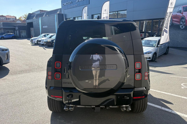 2026 Land Rover Defender L663 110 P425 X-Dynamic SE SUV Image 31