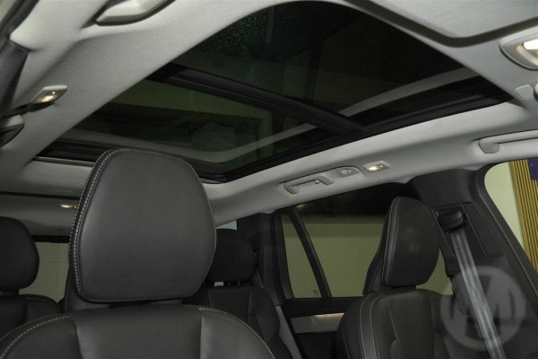 2025 MY26 Volvo XC90 L Series Ultra B5 Dark SUV Image 8