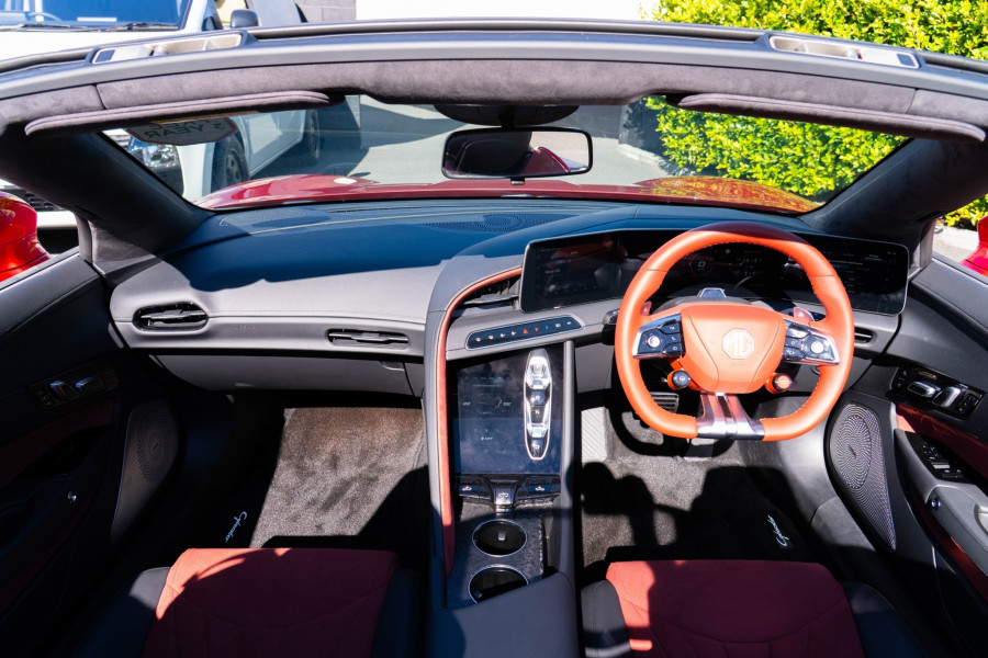 2026 MG Cyberster 77KWH AWD Convertible Image 15